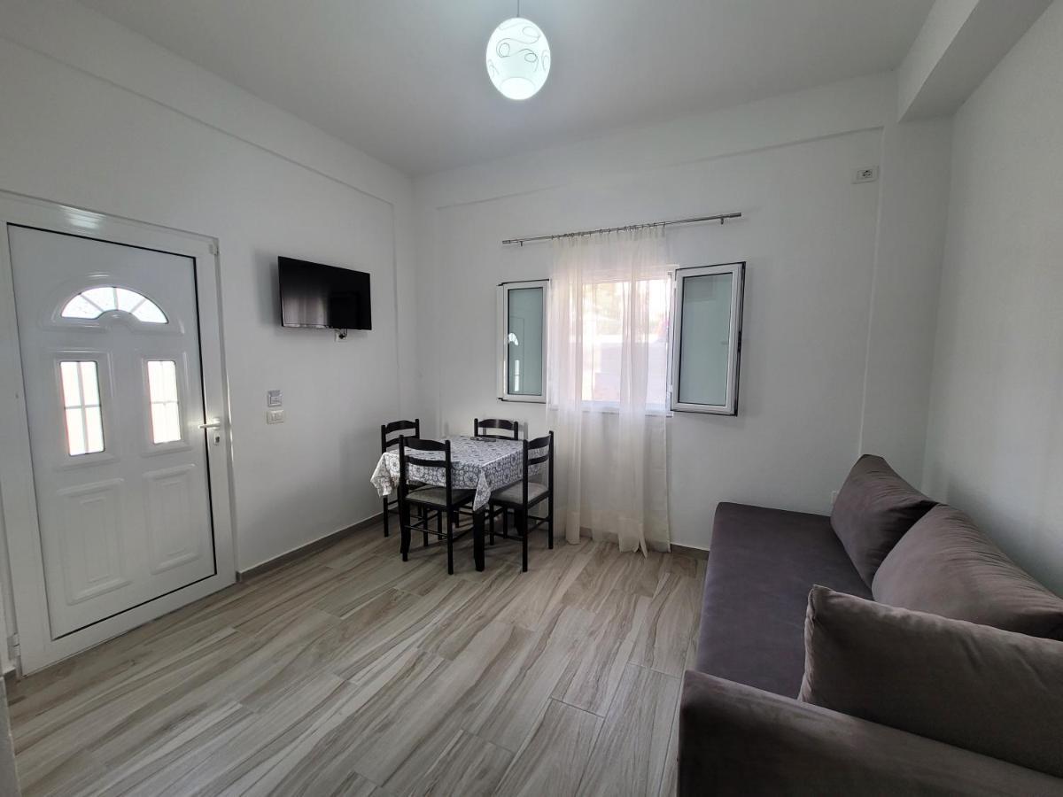 M&J Home Εξαμίλιο Εξωτερικό φωτογραφία