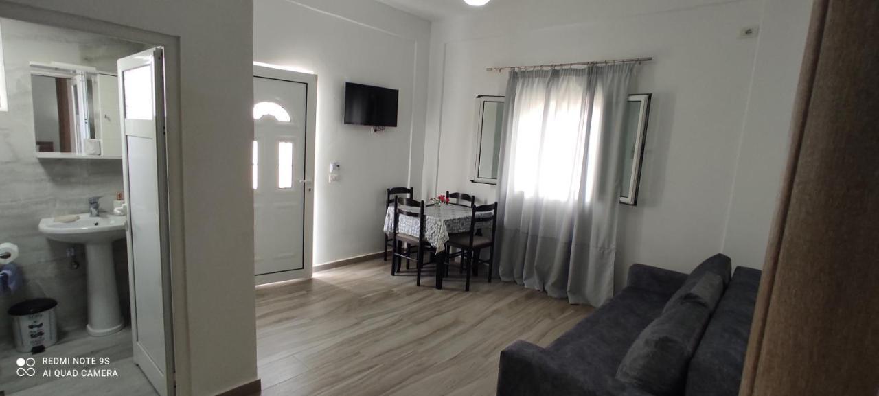 M&J Home Εξαμίλιο Εξωτερικό φωτογραφία
